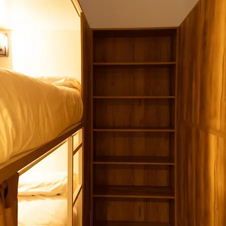 & Gascona Hôtel capsule Oviede