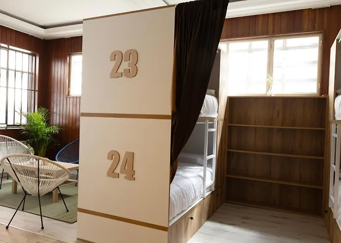 & Gascona 캡슐호텔